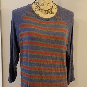 Long sleeve tee